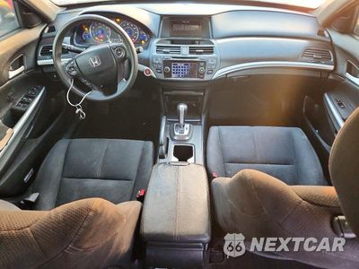 Zdjęcie 8 z 14 samochodu: 2013 HONDA CROSSTOUR EX VIN:5J6TF1H33DL001982 - miniatura