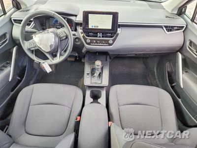 Zdjęcie 8 z 14 samochodu: 2026 TOYOTA COROLLA CROSS LE VIN:7MUCAABG8TV174240 - miniatura