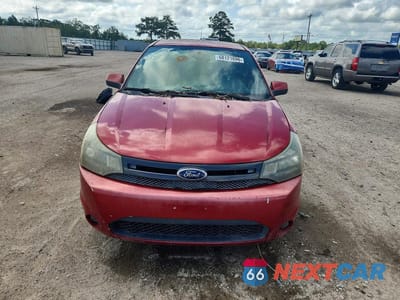Piąte zdjęcie samochodu w środku: 2010 FORD FOCUS SES VIN:1FAHP3GN4AW182999 - miniatura