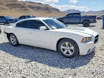 Czwarte zdjęcie samochodu z boku: 2013 DODGE CHARGER POLICE VIN:2C3CDXAT8DH610477 - miniatura