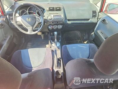 Zdjęcie 8 z 13 samochodu: 2007 HONDA FIT S VIN:JHMGD38697S024002 - miniatura