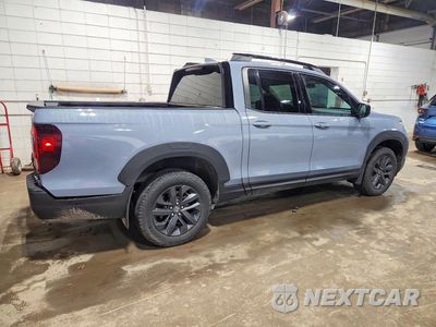 Trzecie zdjęcie samochodu z tyłu: 2025 HONDA RIDGELINE SPORT VIN:5FPYK3F17SB015623 - miniatura