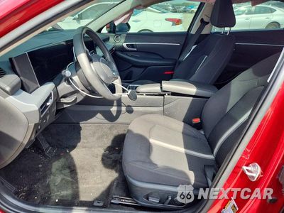 Zdjęcie 7 z 12 samochodu: 2025 HYUNDAI SONATA SEL VIN:KMHL64JA5SA443313 - miniatura
