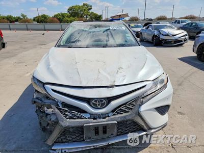Piąte zdjęcie samochodu w środku: 2020 TOYOTA CAMRY XSE V6 VIN:4T1KZ1AK2LU047222 - miniatura