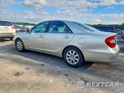 Drugie zdjęcie samochodu z przodu: 2002 TOYOTA CAMRY XLE V6 VIN:JTDBF30K120041346 - miniatura