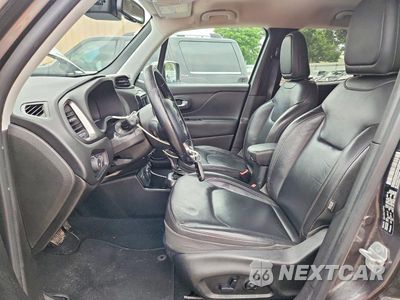 Zdjęcie 7 z 13 samochodu: 2019 JEEP RENEGADE LIMITED VIN:ZACNJBD1XKPJ94998 - miniatura