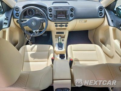 Zdjęcie 8 z 13 samochodu: 2016 VOLKSWAGEN TIGUAN S VIN:WVGBV7AX7GW607725 - miniatura