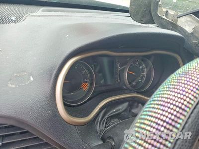 Zdjęcie 17 z 26 samochodu: 2015 JEEP CHEROKEE SPORT VIN:1C4PJLAB9FW669628 - miniatura