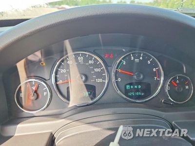 Zdjęcie 9 z 13 samochodu: 2011 JEEP LIBERTY SPORT VIN:1J4PN2GK4BW593620 - miniatura