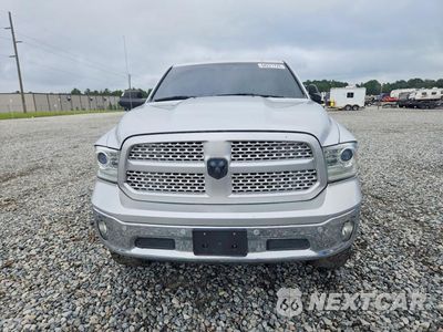 Piąte zdjęcie samochodu w środku: 2016 RAM 1500 LARAMIE VIN:1C6RR7NMXGS188047 - miniatura