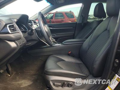 Zdjęcie 7 z 12 samochodu: 2018 TOYOTA CAMRY SE VIN:4T1B11HK3JU045201 - miniatura