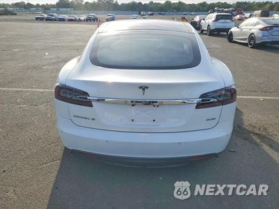 Zdjęcie 6 z 12 samochodu: 2015 TESLA MODEL S VIN:5YJSA1E21FF102357 - miniatura