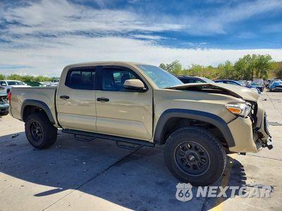 Czwarte zdjęcie samochodu z boku: 2016 TOYOTA TACOMA TRD OFF-ROAD VIN:3TMCZ5AN6GM003017 - miniatura