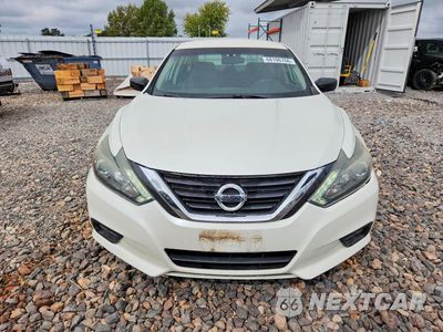 Piąte zdjęcie samochodu w środku: 2017 NISSAN ALTIMA 2.5 SR VIN:1N4AL3AP6HC294514 - miniatura