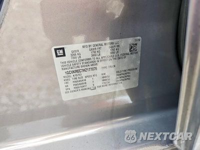 Zdjęcie 12 z 12 samochodu: 2017 CHEVROLET SILVERADO K1500 LT VIN:1GCVKREC7HZ177076 - miniatura