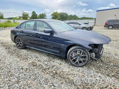 Czwarte zdjęcie samochodu z boku: 2022 BMW 530E VIN:WBA13AG01NCK64161 - miniatura