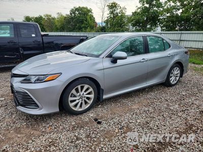 2023 TOYOTA CAMRY LE 4T1C11AK2PU125676 - główne zdjęcie licytacji z USA - miniatura