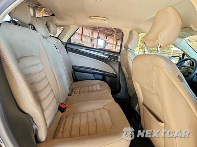Zdjęcie 10 z 12 samochodu: 2019 FORD FUSION S VIN:3FA6P0G73KR176820 - miniatura