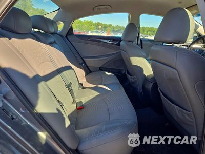 Zdjęcie 10 z 12 samochodu: 2014 HYUNDAI SONATA SE VIN:5NPEC4ACXEH885802 - miniatura