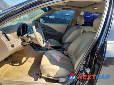 Zdjęcie 7 z 13 samochodu: 2002 NISSAN ALTIMA 3.5 SE VIN:1N4BL11D22C119067 - miniatura