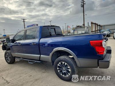Drugie zdjęcie samochodu z przodu: 2016 NISSAN TITAN XD PRO-4X VIN:1N6BA1F40GN505973 - miniatura