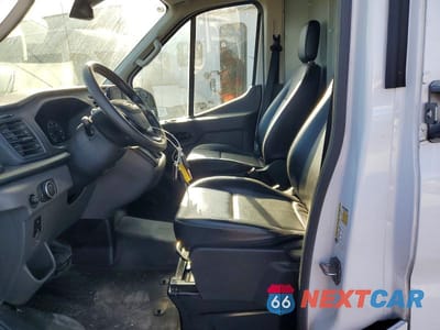 Zdjęcie 7 z 13 samochodu: 2024 FORD TRANSIT 250 DELIVERY VAN VIN:1FTBR1C84RKB74645 - miniatura