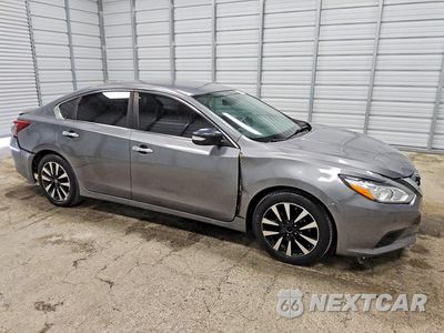 Czwarte zdjęcie samochodu z boku: 2018 NISSAN ALTIMA 2.5 SL VIN:1N4AL3AP9JC167858 - miniatura