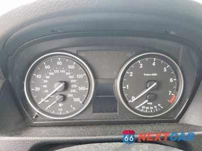 Zdjęcie 9 z 14 samochodu: 2015 BMW X1 XDRIVE28I VIN:WBAVL1C56FVY35765 - miniatura