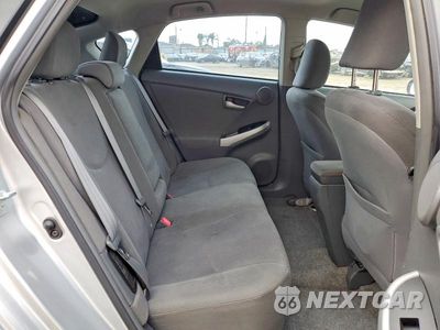 Zdjęcie 10 z 13 samochodu: 2011 TOYOTA PRIUS THREE VIN:JTDKN3DU5B5342526 - miniatura