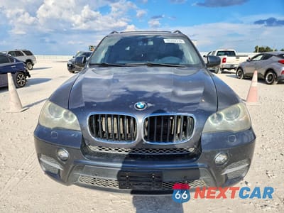Piąte zdjęcie samochodu w środku: 2013 BMW X5 XDRIVE35I VIN:5UXZV4C53D0B05842 - miniatura