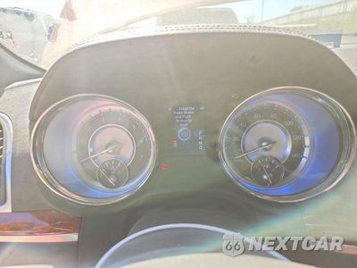 Zdjęcie 9 z 12 samochodu: 2012 CHRYSLER 300 LIMITED VIN:2C3CCACGXCH245332 - miniatura
