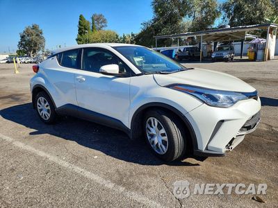 Czwarte zdjęcie samochodu z boku: 2020 TOYOTA C-HR LE VIN:JTNKHMBXXL1070599 - miniatura