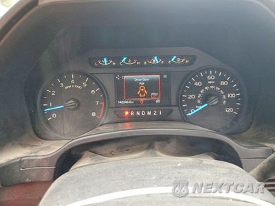Zdjęcie 9 z 12 samochodu: 2019 FORD F150 VIN:1FTMF1EB9KKE02882 - miniatura