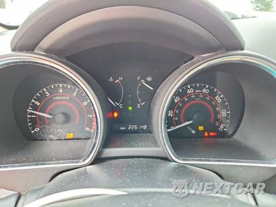 Zdjęcie 9 z 13 samochodu: 2011 TOYOTA HIGHLANDER BASE VIN:5TDZK3EH6BS049723 - miniatura