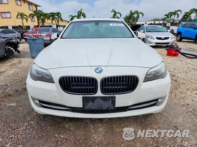 Piąte zdjęcie samochodu w środku: 2013 BMW 528 XI VIN:WBAXH5C53DD108250 - miniatura