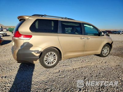 Trzecie zdjęcie samochodu z tyłu: 2011 TOYOTA SIENNA XLE 8-PASSENGER VIN:5TDYK3DC3BS017653 - miniatura