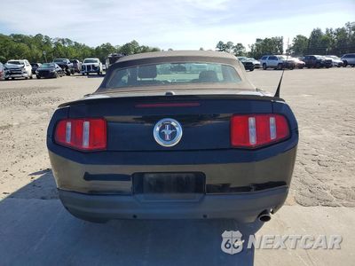 Zdjęcie 6 z 11 samochodu: 2010 FORD MUSTANG VIN:1ZVBP8EN4A5176610 - miniatura