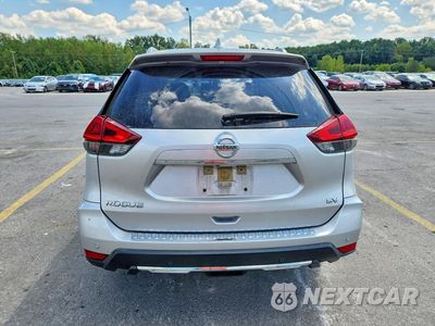 Zdjęcie 6 z 14 samochodu: 2019 NISSAN ROGUE SV VIN:JN8AT2MT6KW504357 - miniatura