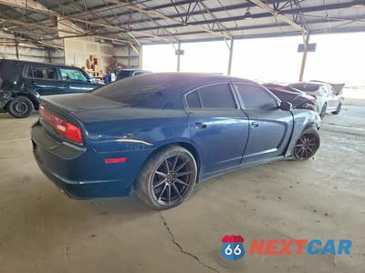 Trzecie zdjęcie samochodu z tyłu: 2013 DODGE CHARGER SE VIN:2C3CDXBG7DH720101 - miniatura