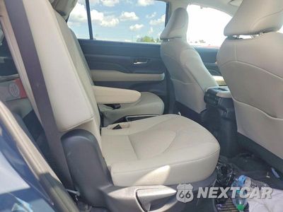 Zdjęcie 11 z 13 samochodu: 2025 TOYOTA GRAND HIGHLANDER PLATINUM VIN:5TDAAAB53SS083052 - miniatura