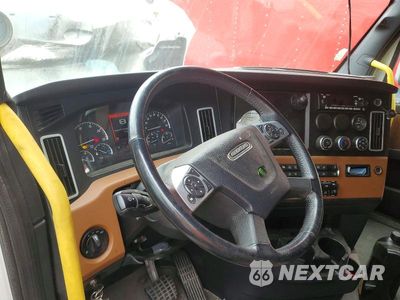 Zdjęcie 8 z 14 samochodu: 2023 FREIGHTLINER CASCADIA 126 SEMI TRUCK VIN:3AKJHHDR0PSNS3867 - miniatura