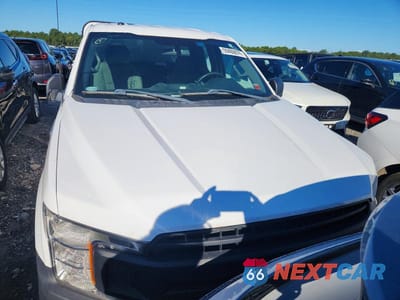 Piąte zdjęcie samochodu w środku: 2018 FORD F150 SUPER CAB VIN:1FTEX1CB4JKF15853 - miniatura