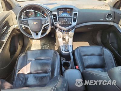 Zdjęcie 8 z 12 samochodu: 2014 CHEVROLET CRUZE LT VIN:1G1PE5SBXE7425633 - miniatura