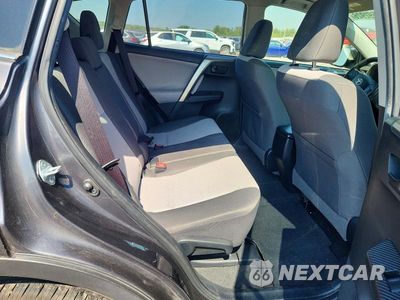 Zdjęcie 10 z 12 samochodu: 2015 TOYOTA RAV4 LE VIN:JTMBFREV6FJ046984 - miniatura