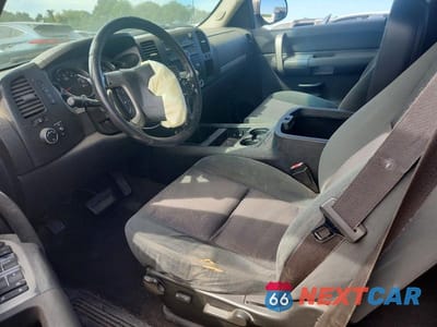 Zdjęcie 7 z 12 samochodu: 2008 GMC SIERRA K1500 VIN:2GTEK19J181106944 - miniatura