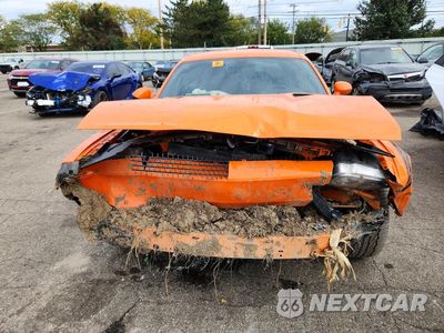 Piąte zdjęcie samochodu w środku: 2014 DODGE CHALLENGER R/T VIN:2C3CDYBT9EH154074 - miniatura