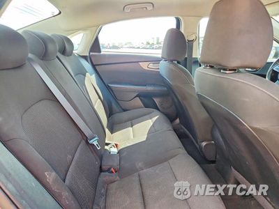 Zdjęcie 10 z 12 samochodu: 2021 KIA FORTE LXS VIN:3KPF24ADXME354571 - miniatura