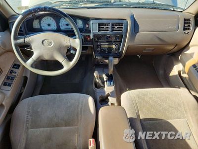 Zdjęcie 8 z 12 samochodu: 2002 TOYOTA TACOMA DOUBLE CAB VIN:5TEHN72N22Z144609 - miniatura