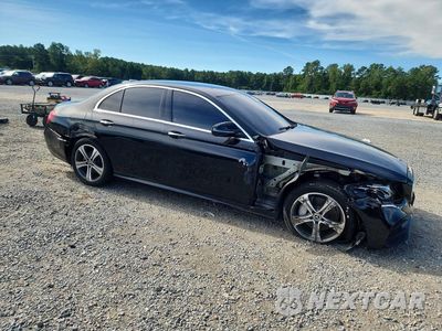 Czwarte zdjęcie samochodu z boku: 2020 MERCEDES-BENZ E 350 VIN:WDDZF8DB6LA703140 - miniatura