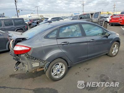 Trzecie zdjęcie samochodu z tyłu: 2018 FORD FIESTA SE VIN:3FADP4BJ8JM122345 - miniatura